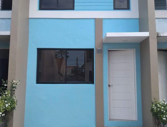 FOR SALE!! AFFORDABLE TOWNHOUSE IN ANGELES CITY NEAR SM CLARK