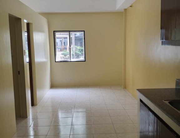 2 Bedroom Unit for Sale in Mindanao Avenue Quezon City