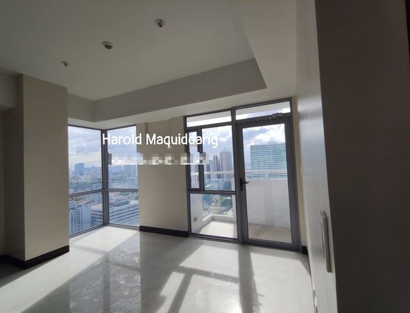 15K Monthly High-End Affordable Condo 1-BR 56 sqm with balcony RENT-TO