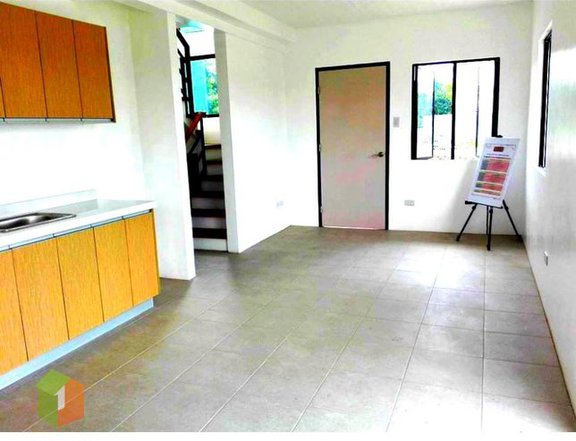 3 Bedrooms TOWNHOUSES with 1 Carport for sale in Tanza Cav