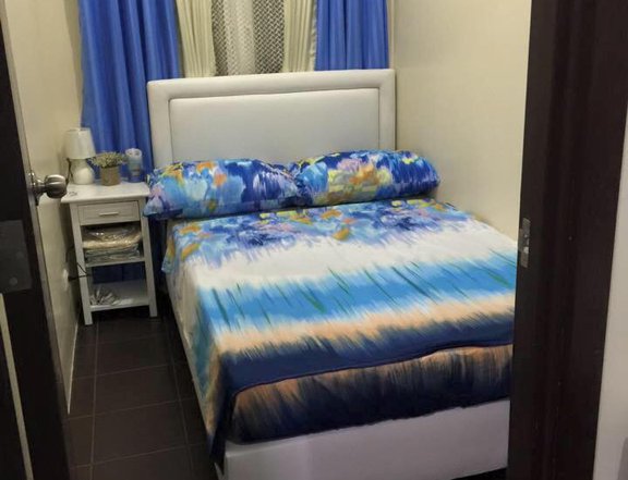 1Bedroom Fully Furnished Condo for rent Pioneer Woodlands Mandaluyong
