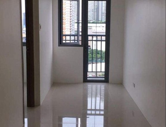 FAME RESIDENCES MANDALUYONG RENT TO OWN READY TO MOVE IN