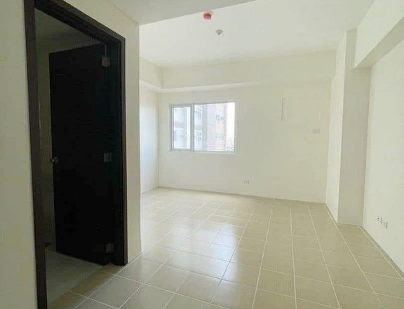 Discounted 23.42 sqm Studio Condo Rent-to-own in Mandaluyong Metro Manila