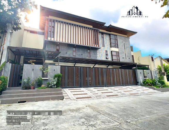 FOR SALE 6-bedroom Single Detached Modern Smart House For Sale in Multinational Village Paranaque