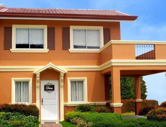 4BR House and Lot w/balcony For Sale in Camella Homes Silang Cavite