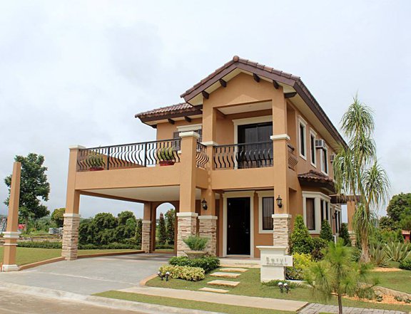 Santa Rosa Laguna House and Lot