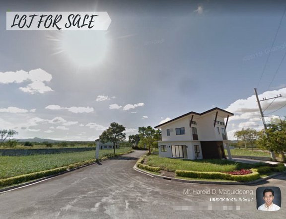 LOT FOR SALE beside NUVALI at Santa Rosa Laguna Exclusive | High End