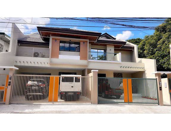 Duplex Renovated House & Lot for Sale in Teachers Village Quezon City