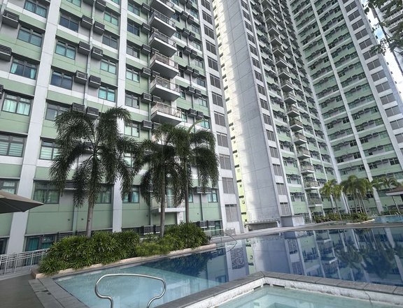 Magnolia Residences - Quezon City RFO Furnished 1br Condominium with Balcony by RLC