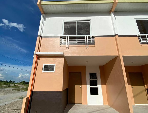2-bedroom Townhouse For Sale in San Fernando Pampanga