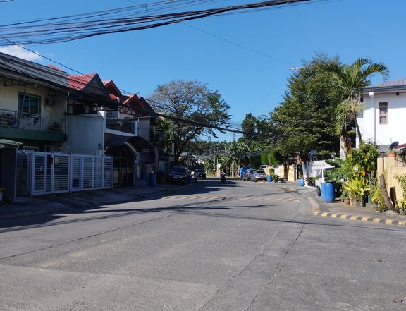 204 sqm Residential Lot For Sale By Owner in Village East Cainta