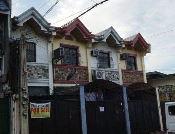 3 Storey House and Lot For Sale in Project 6 QC PH2648