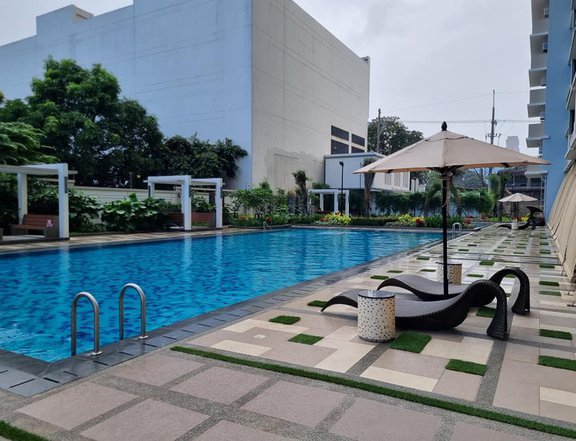 FURNISHED 1BR condo with FREE WIFI for RENT or for SALE near Eastwood, Ateneo, & MRT