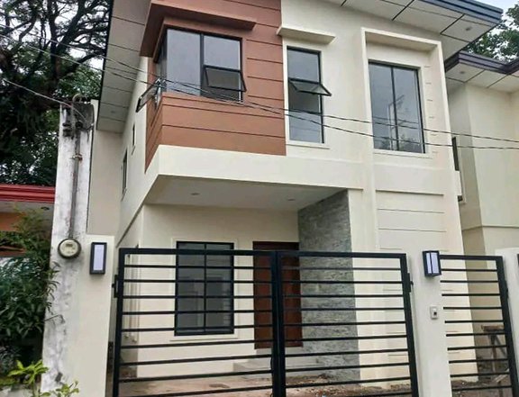 RFO House at Buena Park Subdivision Bacolod with 4 bedrooms