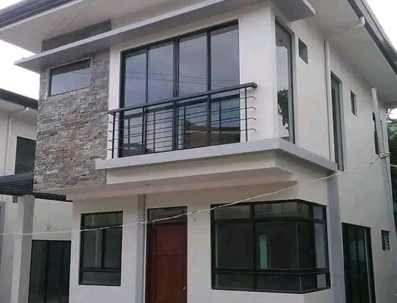 4-bedroom Single Detached House For Sale in Lapu-Lapu (Opon) Cebu