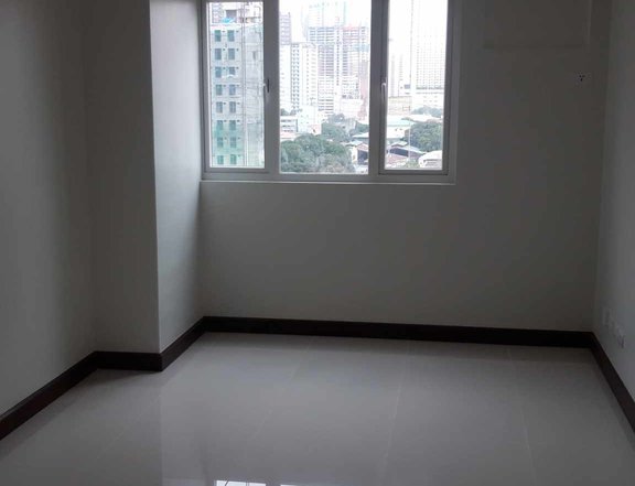 pre selling condo in psaay lrt buendia mall of asia vito cruz manila