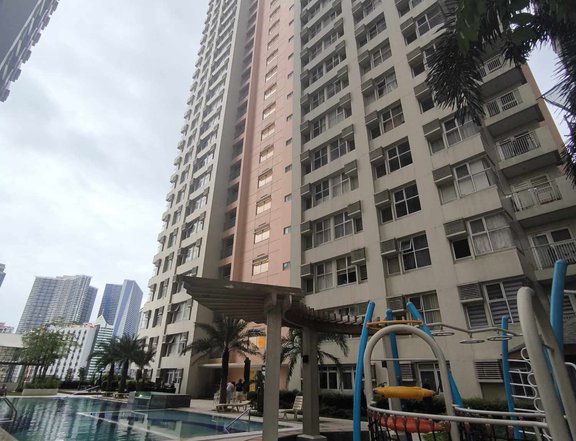 "Makati Marvel: Condo for Sale Within Walking Distance