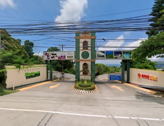 2 ADJACENT OVERLOOKING RESIDENTIAL LOT FOR SALE IN TAGAYTAY CITY