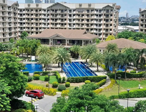 Rush sale 2BR condo unit facing Amenities in Pasig city