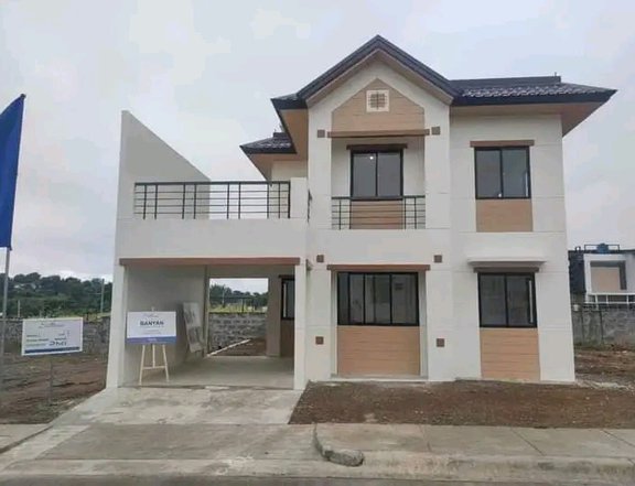 3 - bedroom Single Attached House For Sale in San Pedro Laguna