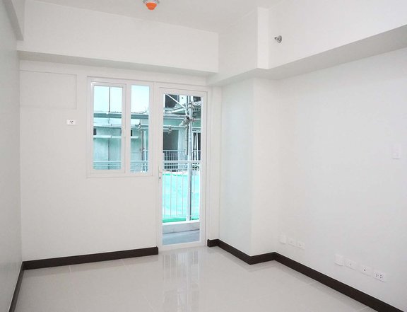 Rent-to-Own Studio with Balcony  The Perfect Home Base in Pasay