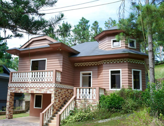 3-bedroom Single Detached House For Sale in Tagaytay Cavite