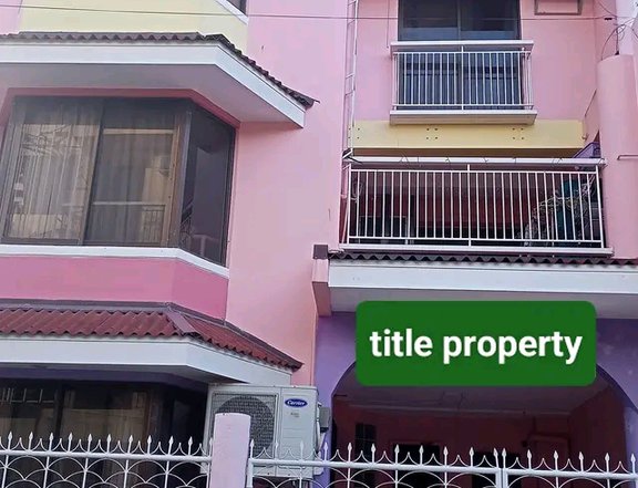 80sqm 214floor area 8rooms 5 toilet TITLE property PRICE: 12M RFS:OWNER US  MORE INFO CONTACT: