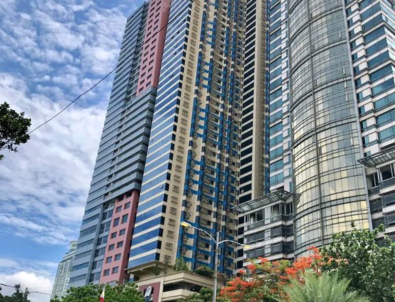 2 Condo unit with 2 parking slot for sale in Grand Riviera Suite Manila