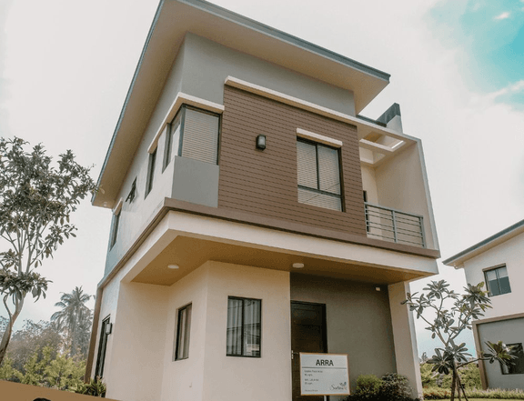 ARRA - 3-Bedroom Single Attached House For Sale in Alaminos Laguna