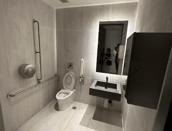 Green-Certified RFO Office Space For Sale in Taguig