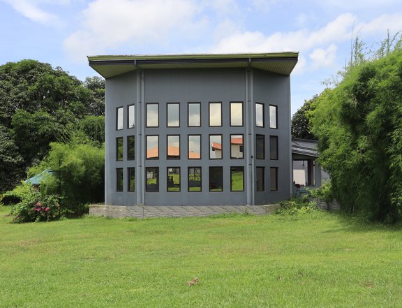 1 hectare 2 House Farm Lot For Sale in Calatagan Batangas