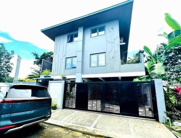 4-bedroom Single Attached House For Sale in Marikina Metro Manila