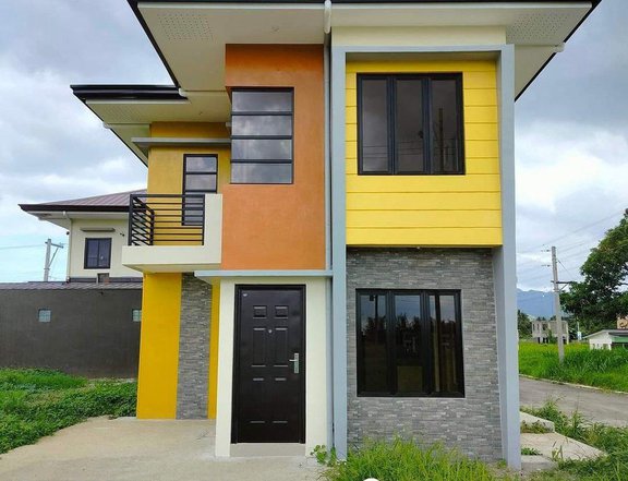 4-bedroom Single Detached House For Sale in  Lipa Batangas