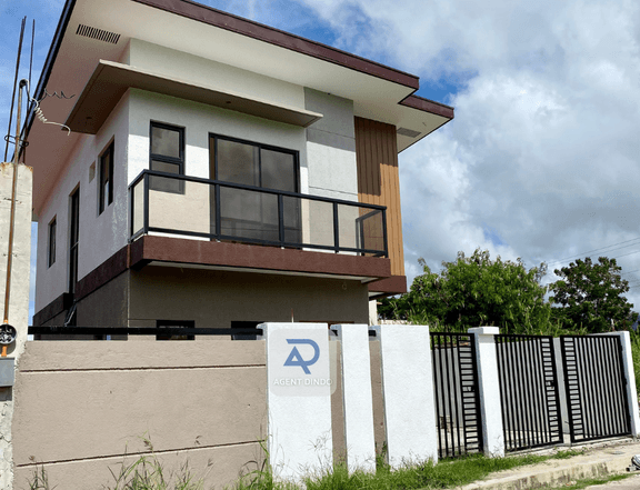 4-bedroom Single Detached House For Sale In Cambridge Tanauan Batangas
