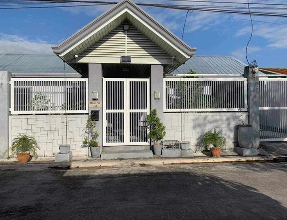 BUNGALOW HOUSE AND LOT IN ANGELES CITY NEAR KOREAN TOWN AND CLARK