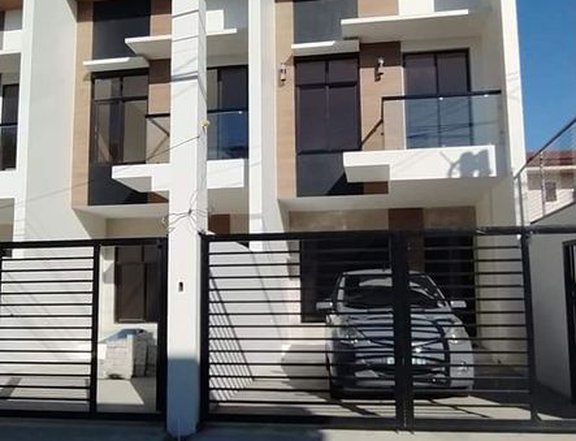 READY FOR OCCUPANCY TOWNHOUSE IN VISTA VERDE QUESADA RESIDENCES