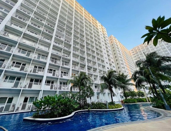 Foreclosed 24.10 sqm 1-bedroom Residential Condo For Sale in Shore Residences