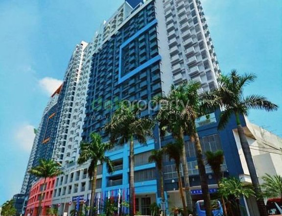 10% Down Payment P20000/month Studio with balcony 30 sqm in Manhattan