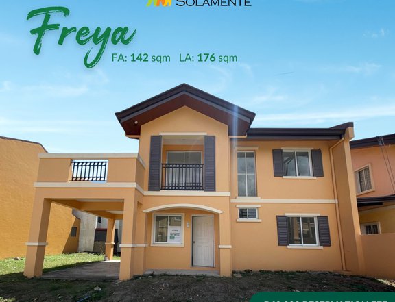 5-bedroom Single Detached House For Sale in Batangas City Batangas