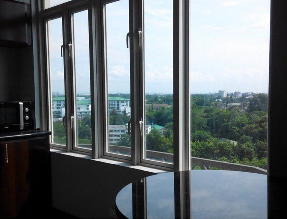 For Rent Studio @ Stamford Executive Residences McKinley Hill
