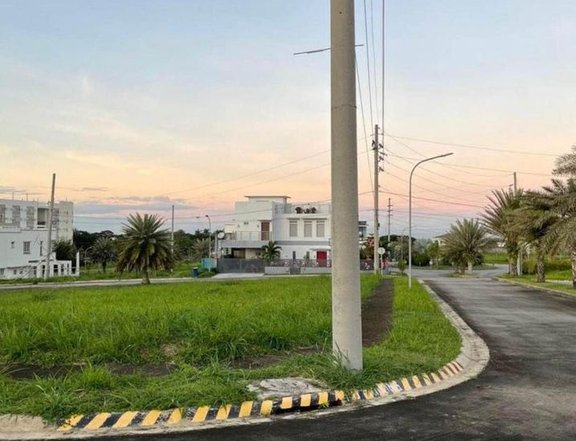 320sqm Residential lot for Sale in Miami Mansions South Forbes Silang Cavite