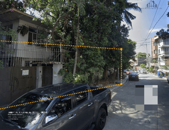 FOR SALE House and lot in west triangle near west avenue quezon city