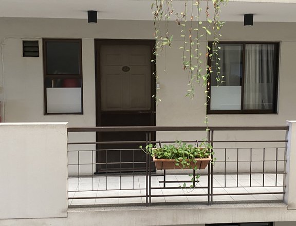 SACRIFICE CONDO SALE BY OWNER - MUST SELL - THE FIRST PHP 2.5M CASH OFFER BUYS IT!!!