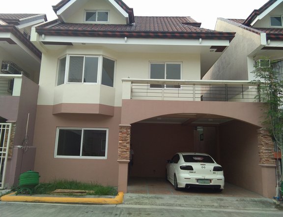 3BR with Artic House and Lot Victoria Ville For Sale in Bacoor Cavite