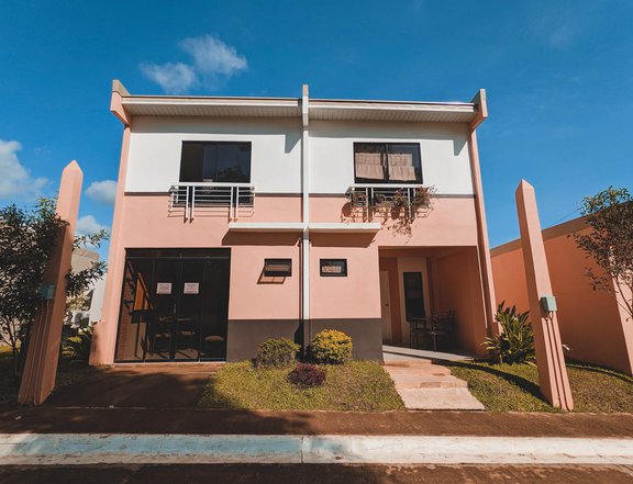 Townhouse For Sale in Manolo Fortich Bukidnon