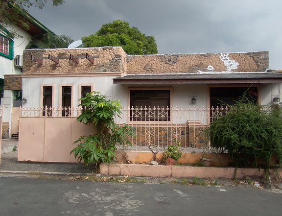 Bungalow House in Brgy Sun Valley