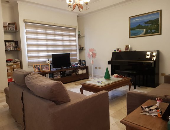 3 Bedroom Spacious Townhouse in Mandaluyong FOR SALE