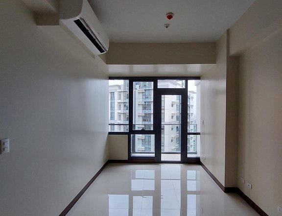 For sale 1 bed rent to own condo in Florence McKinley Hill