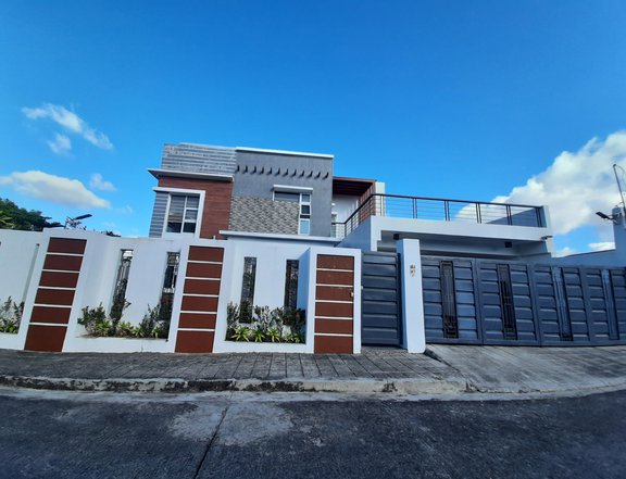 Preowned Fully Furnished Overlooking House for Sale in Upper Antipolo
