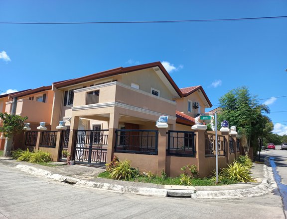 5-Bedroom Single Attached House and Lot for Sale